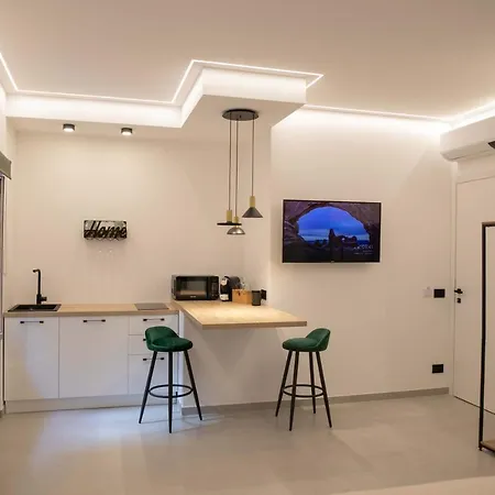Elecla Apartment *